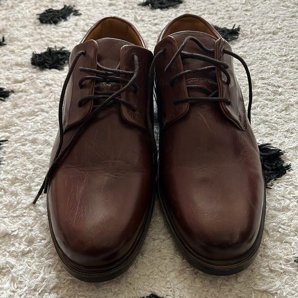 Viktor 9.5 Men's Brown Leather Dress Shoes - Picture 2 of 12